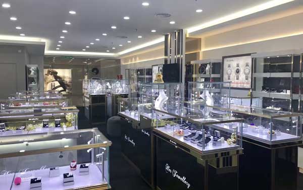 精品展柜定制價格要屬鴻鈦最實惠 精品展柜定制價格要屬鴻鈦最實惠